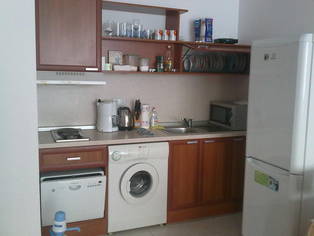 Elias Apartment ゴールデンサンド エクステリア 写真