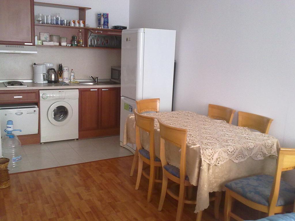 Elias Apartment ゴールデンサンド エクステリア 写真